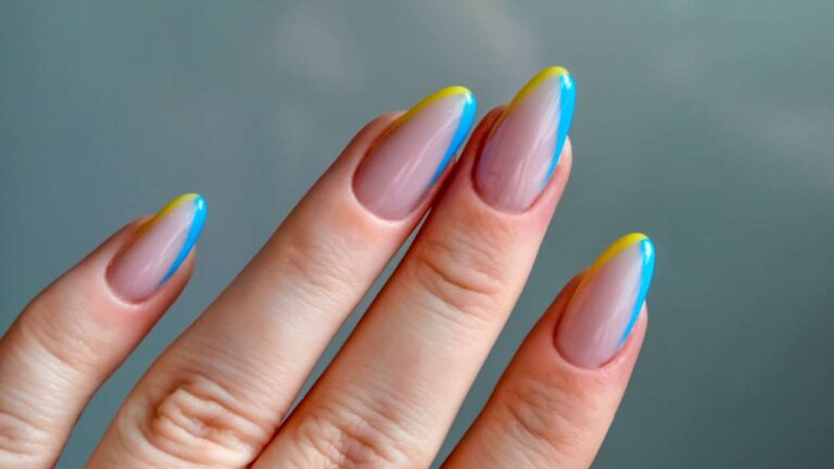 Ukrainian vs Russian Manicure